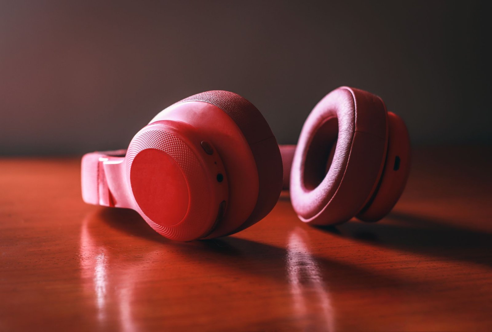 Close-up of headphone ear cushions and headband padding.